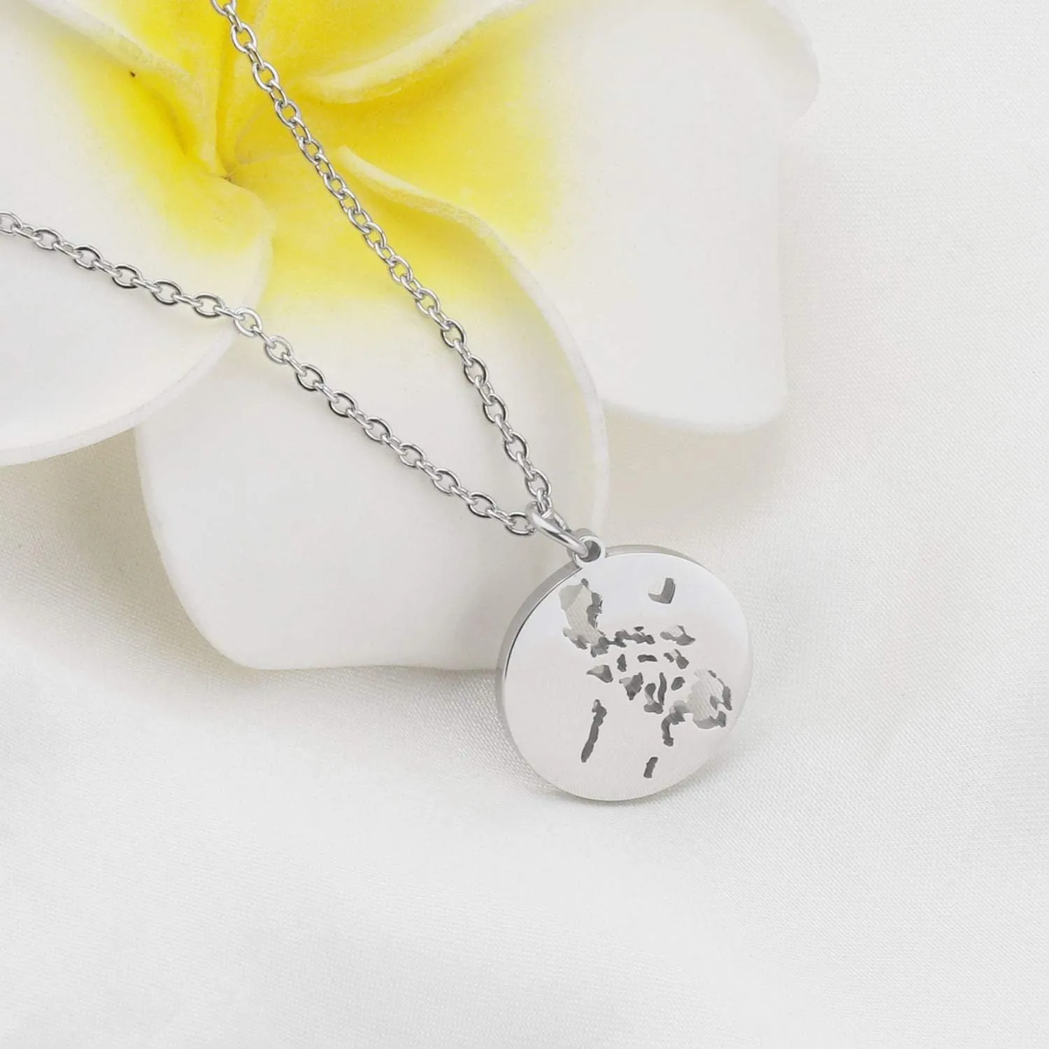 bobauna Philippine Islands Map Pendant Circle Hollow Necklace Philippine Pride Jewelry Map Geography Gift For Filipino