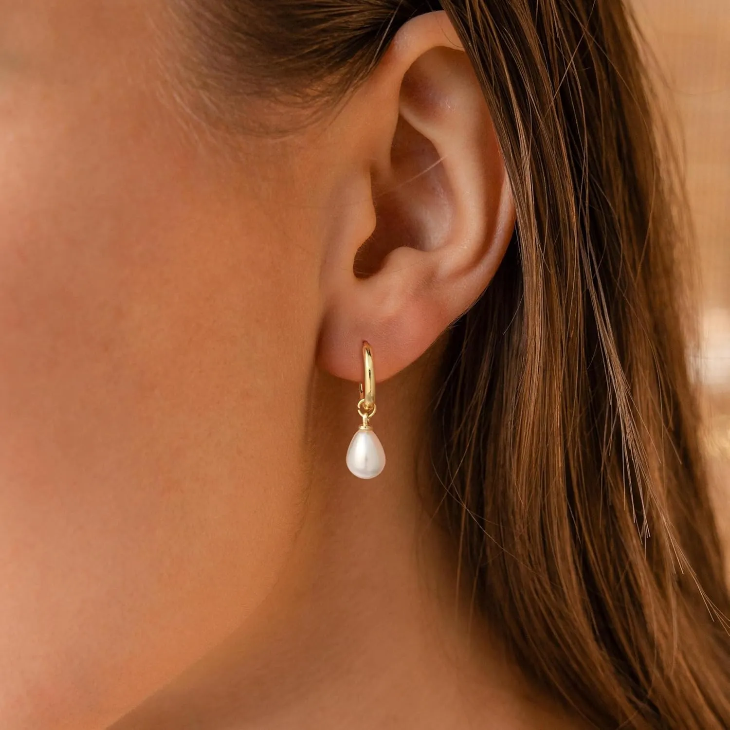 Pearl Earrings for Women Trendy, 14k Gold Plated Freshwater CZ Leaf Pearl Dangle Drop Gold Earrings Lightweight Hypoallergenic Stud Earring Bridesmaid Wedding Gold Jewelry for Women Gifts